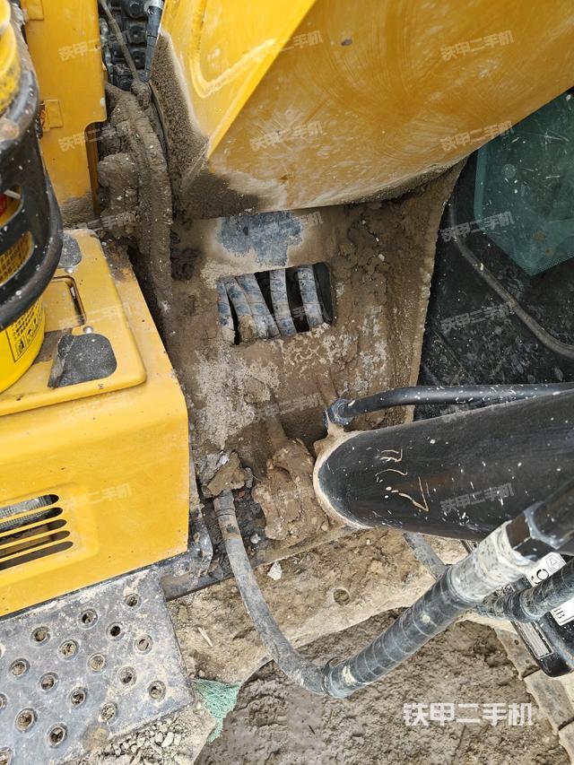 大臂根部?斜（工作和回轉裝置）