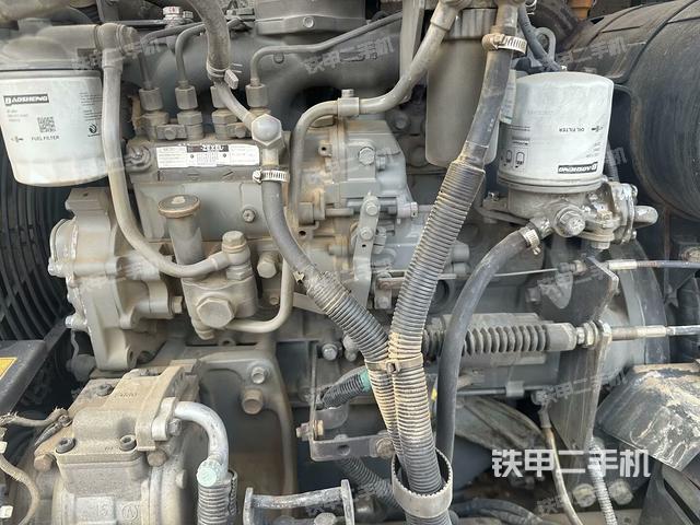 發(fā)動(dòng)機(jī)整體俯視(整機(jī)外觀) 發(fā)動(dòng)機(jī)整體俯視(整機(jī)外觀)