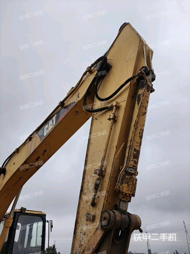 小臂整體左后（工作和回轉(zhuǎn)裝置）