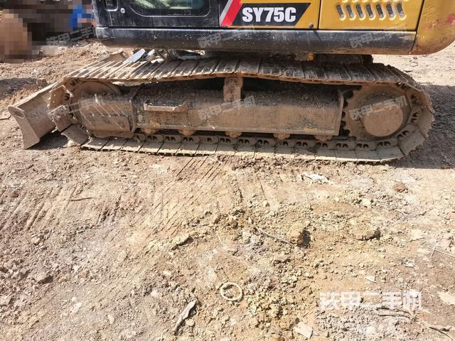 右側(cè)履帶整體?（行走機(jī)構(gòu)）