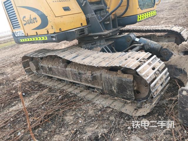左側(cè)履帶整體?(行走機(jī)構(gòu)) 左側(cè)履帶整體?(行走機(jī)構(gòu))