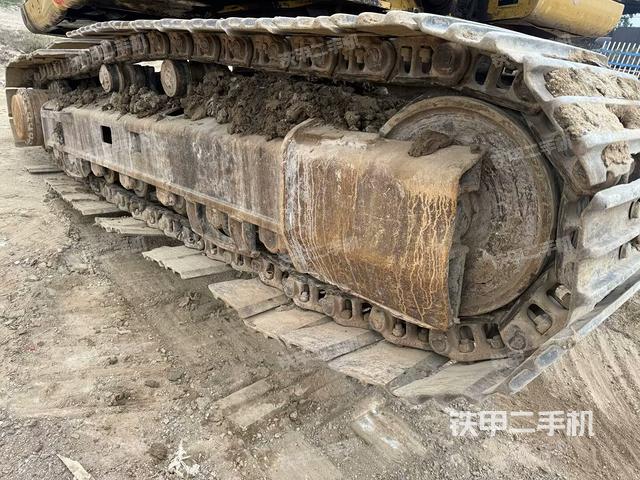 单侧履带整体（整机外观）