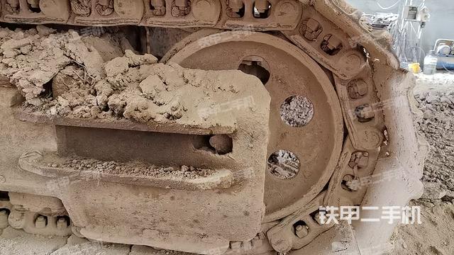 单侧履带整体（整机外观）