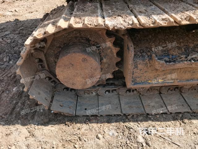 右驅(qū)動(dòng)輪（行走機(jī)構(gòu)）