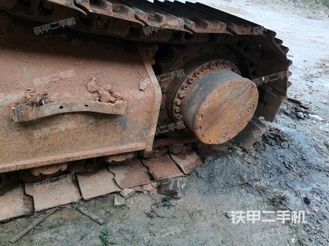 右驅(qū)動(dòng)輪（行走機(jī)構(gòu)）