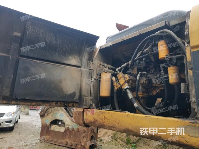 液壓泵室（大件艙室）