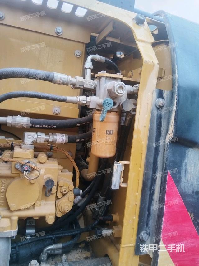 液壓泵斜45?右（大件艙室）