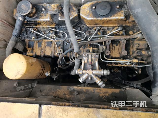 氣門室蓋螺絲特寫(上車部件) 氣門室蓋螺絲特寫(上車部件)