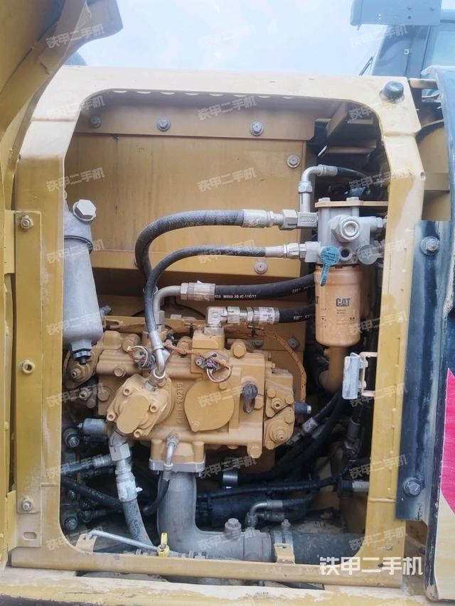 液壓泵室（大件艙室）