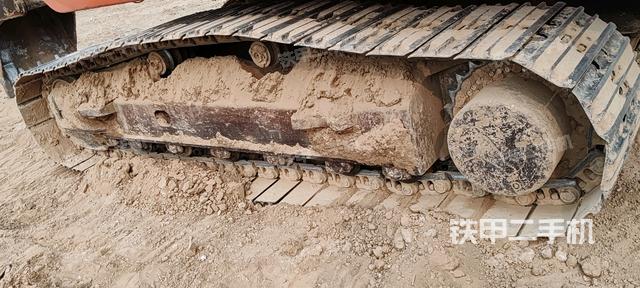 单侧履带整体（整机外观）