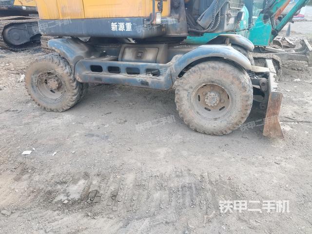 左側履帶整體?（行走機構）