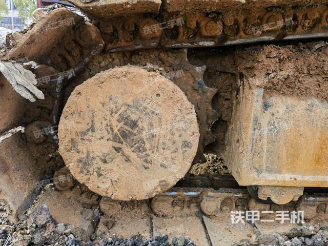 左驅(qū)動(dòng)輪（行走機(jī)構(gòu)）