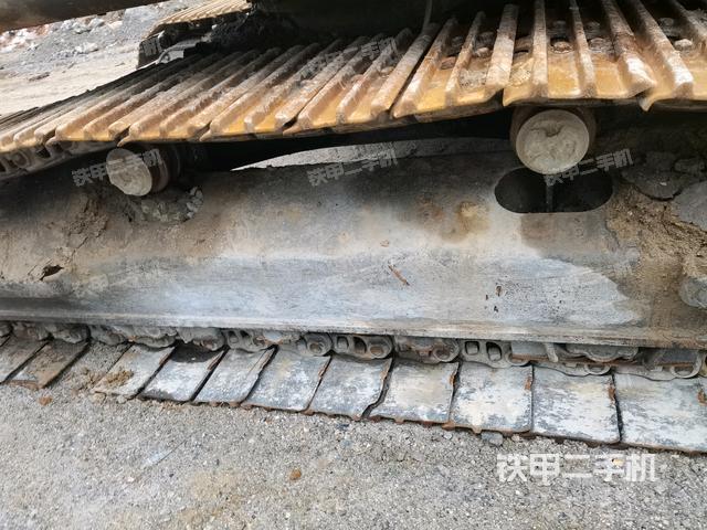 右側(cè)履帶整體（行走機構(gòu)）