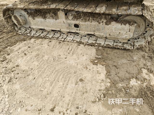 左側履帶整體?（行走機構）