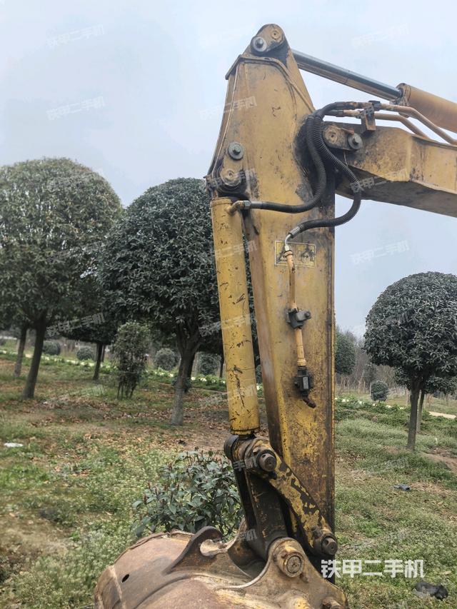 小臂整體左后（工作和回轉(zhuǎn)裝置）