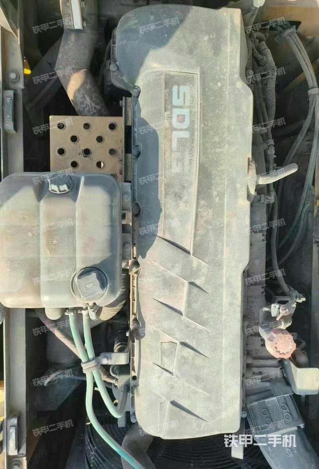 發(fā)動機整體俯視（整機外觀）