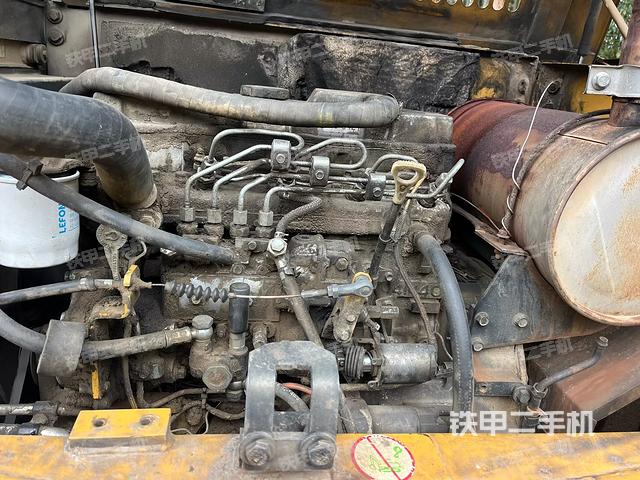 發(fā)動(dòng)機(jī)整體俯視（整機(jī)外觀）