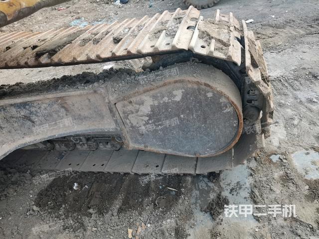 右側行走馬達蓋板（行走機構）