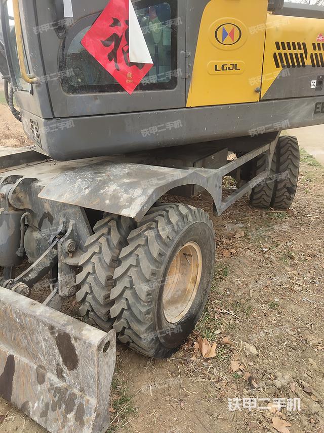 单侧履带整体（整机外观）