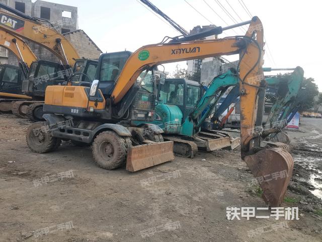 新源XYB75W-8挖掘机的设备实拍-第4张实拍照片