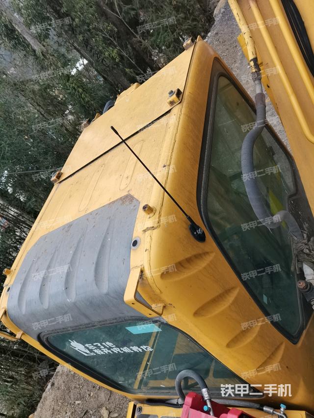 駕駛室頂部俯視（上車部件）