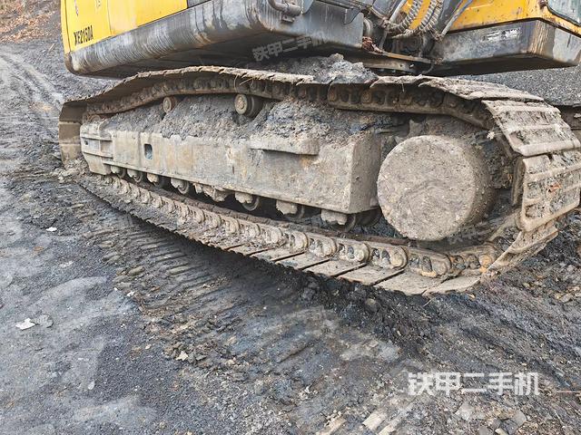 单侧履带整体（整机外观）