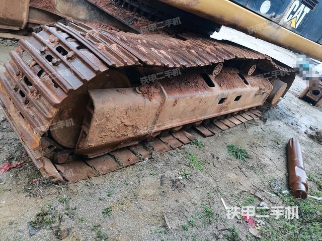 左側(cè)履帶整體?（行走機(jī)構(gòu)）