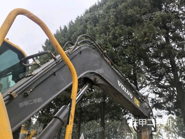 大臂整體?右側(cè)（工作和回轉(zhuǎn)裝置）