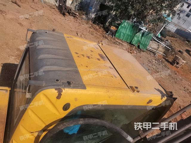 駕駛室頂部俯視(上車部件) 駕駛室頂部俯視(上車部件)