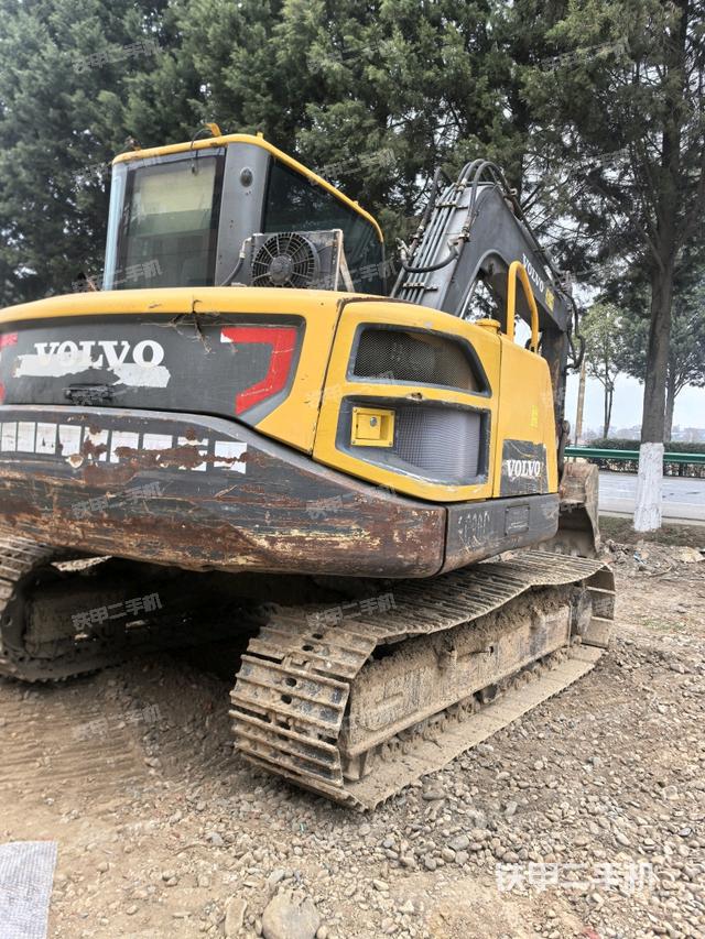 右后45（整機外觀）