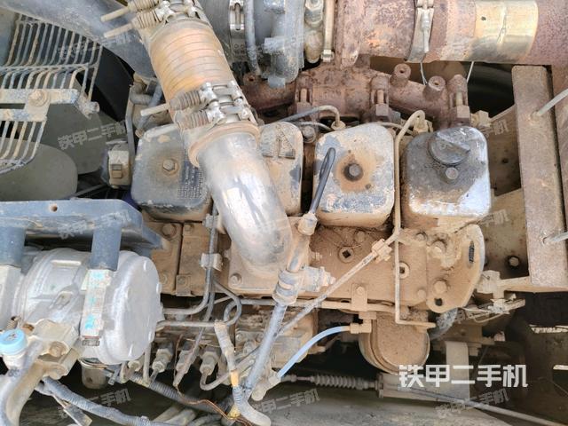 氣門室蓋螺絲特寫(上車部件) 氣門室蓋螺絲特寫(上車部件)