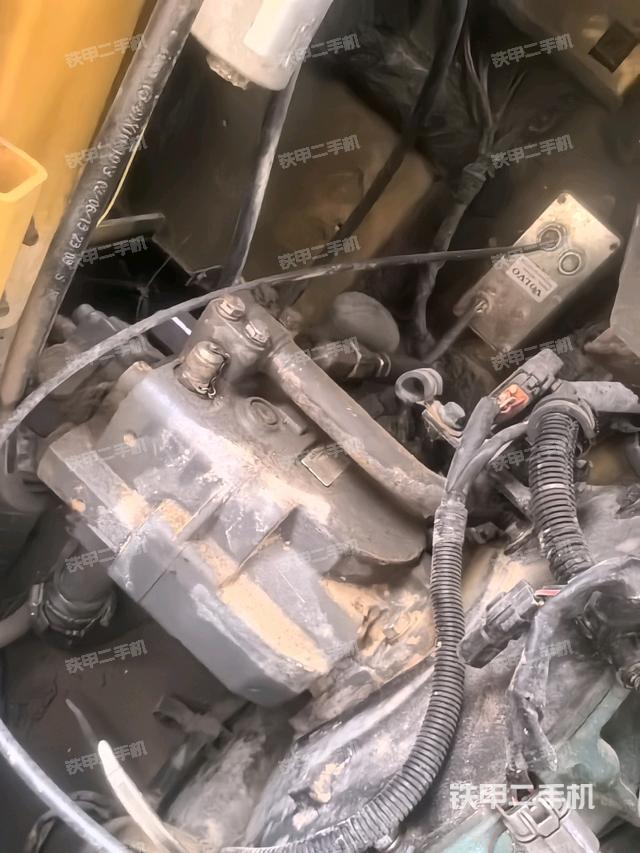 液壓泵室（大件艙室）