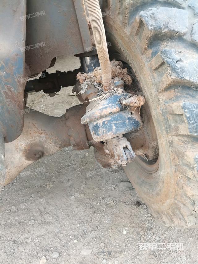 左側行走馬達蓋板（行走機構）