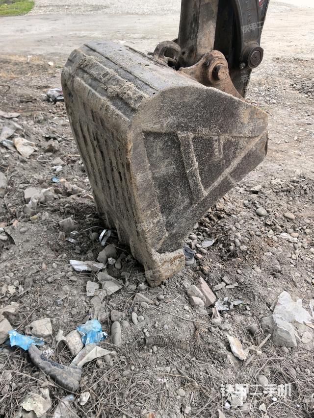 鏟斗45度（工作和回轉(zhuǎn)裝置）