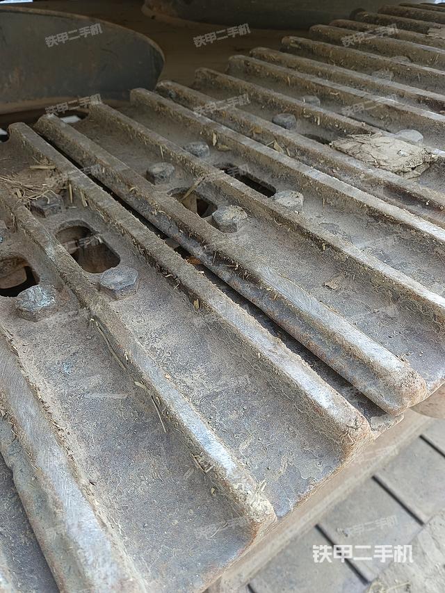 单侧履带整体（整机外观）