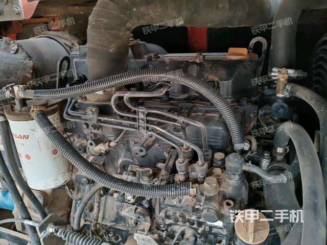 發(fā)動(dòng)機(jī)整體俯視(整機(jī)外觀) 發(fā)動(dòng)機(jī)整體俯視(整機(jī)外觀)