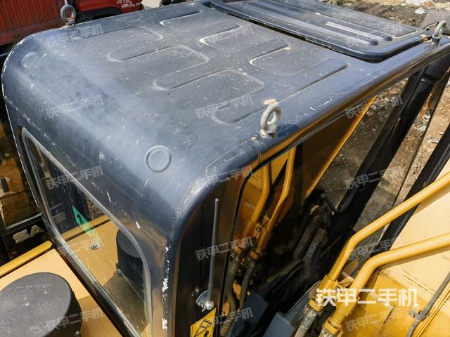 駕駛室頂部俯視（上車部件）