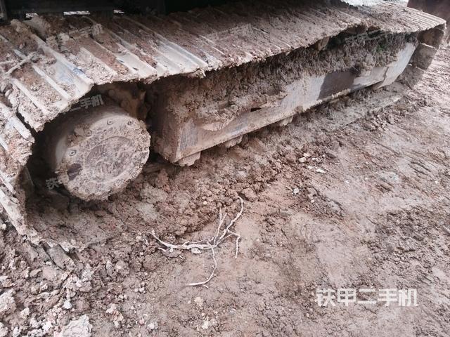 右側(cè)履帶整體（行走機(jī)構(gòu)）