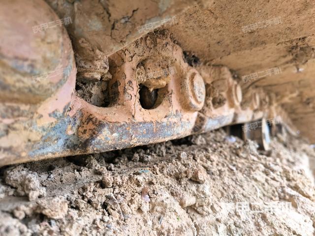 左導(dǎo)向輪（行走機(jī)構(gòu)）