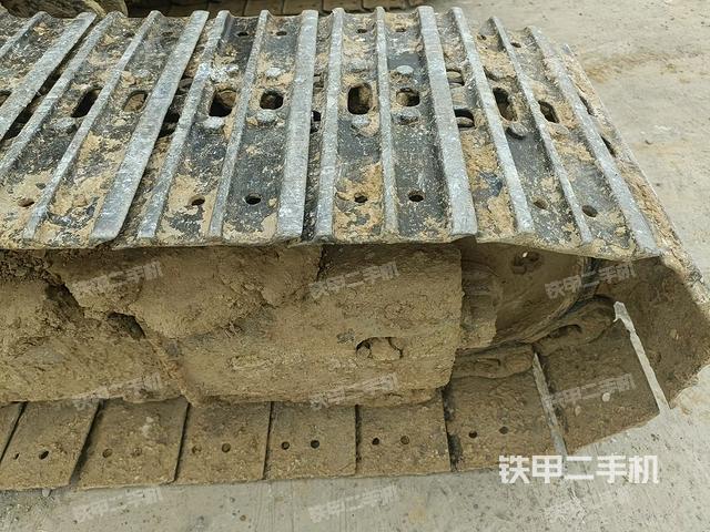 左導向輪（行走機構(gòu)）