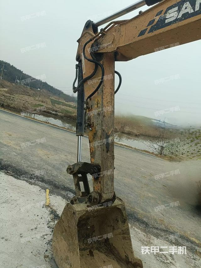 大臂整體?右側(cè)（工作和回轉(zhuǎn)裝置）