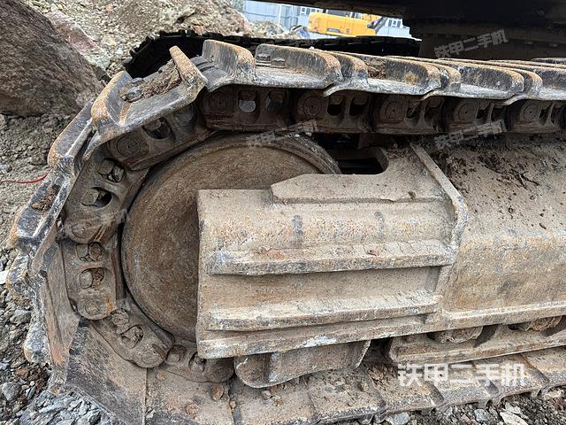 单侧履带整体（整机外观）