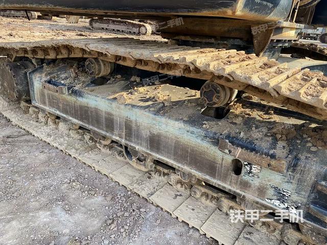 左導(dǎo)向輪（行走機(jī)構(gòu)）