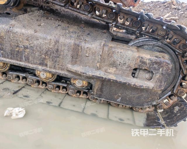 左托鏈輪和鏈筋(行走機(jī)構(gòu)) 左托鏈輪和鏈筋(行走機(jī)構(gòu))