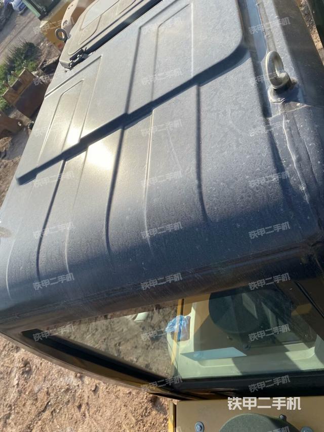 駕駛室頂部俯視（上車部件）