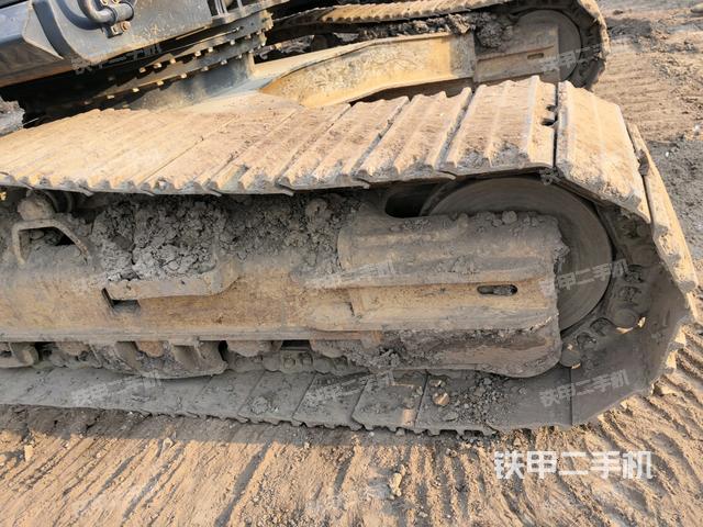 左側(cè)行走馬達(dá)蓋板(行走機(jī)構(gòu)) 左側(cè)行走馬達(dá)蓋板(行走機(jī)構(gòu))