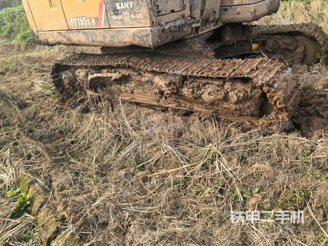 右側(cè)履帶整體(行走機(jī)構(gòu)) 右側(cè)履帶整體(行走機(jī)構(gòu))