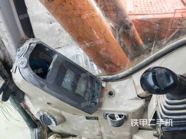 顯示屏?(駕駛室部分) 顯示屏?(駕駛室部分)