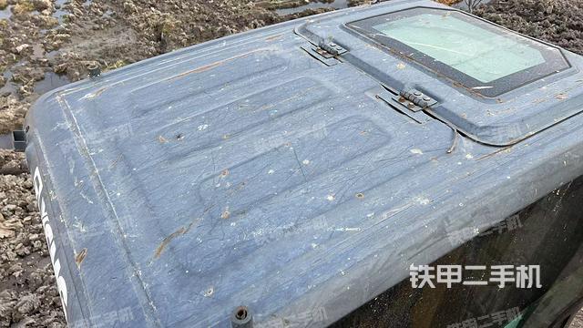 駕駛室頂部俯視（上車部件）