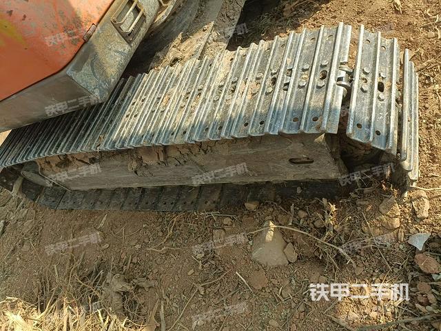 左側(cè)履帶整體?（行走機(jī)構(gòu)）